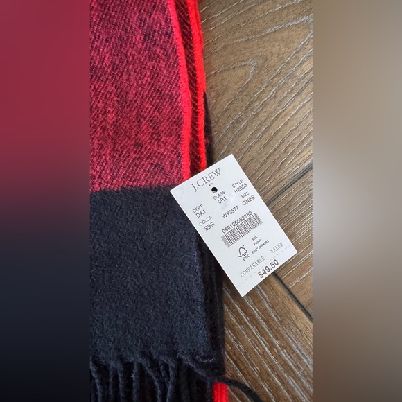 JCREW CLASSIC PLAID SCARF - Picture 8 of 9